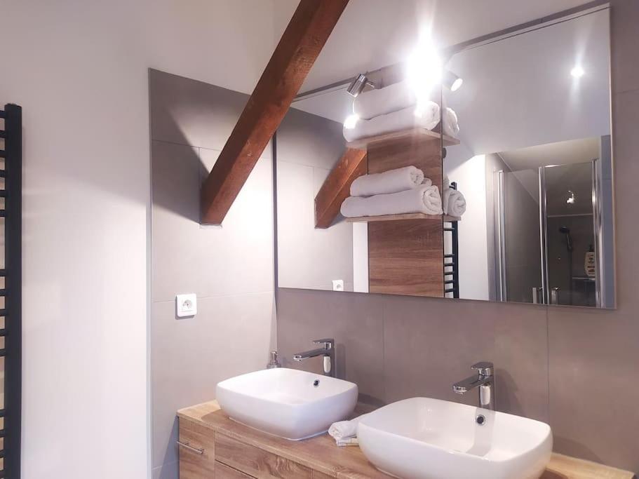 Suite Mansardee Independante, 25Min Lyon-Villefranche Chazay-d'Azergues Exterior photo