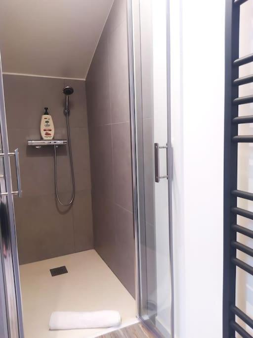 Suite Mansardee Independante, 25Min Lyon-Villefranche Chazay-d'Azergues Exterior photo